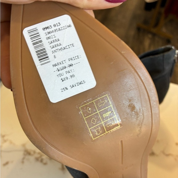 Dolce Vita gray suede ankle booties size 7.5 - Picture 3 of 4